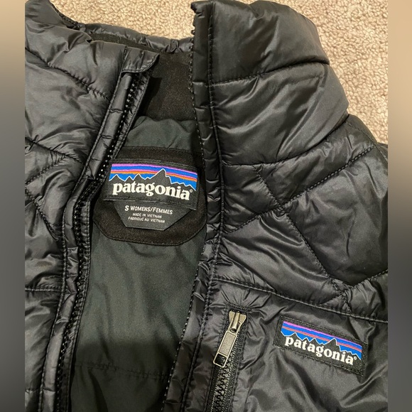 NEVER WORN Patagonia black down jacket size small - Picture 2 of 3